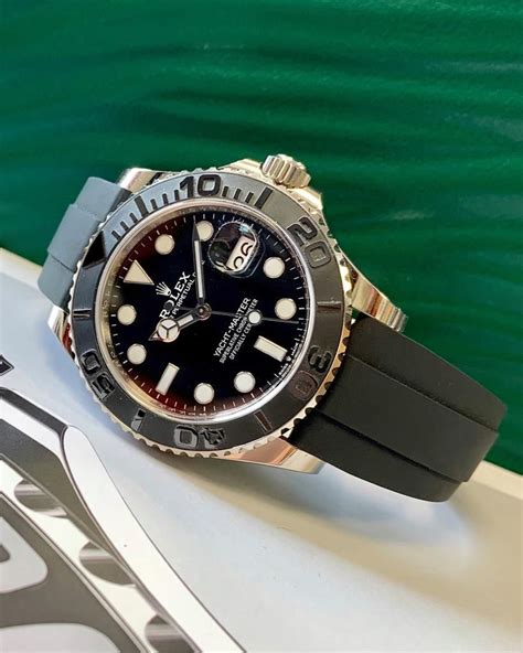 rolex yacht master 42 oysterflex.